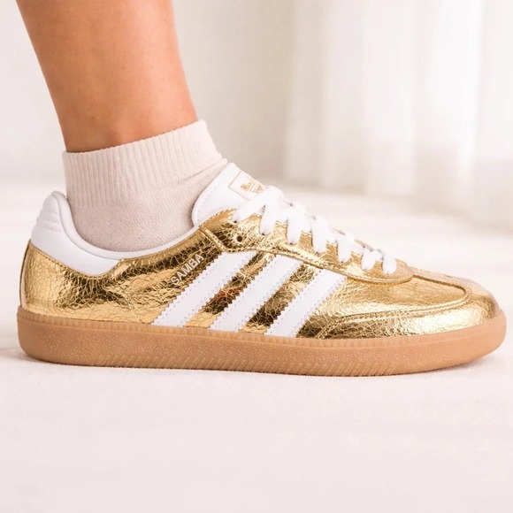 adidas Shoes - Adidas Samba OG Women's Size 7.5 Cracked Leather Gold Sneakers KI5719 NEW